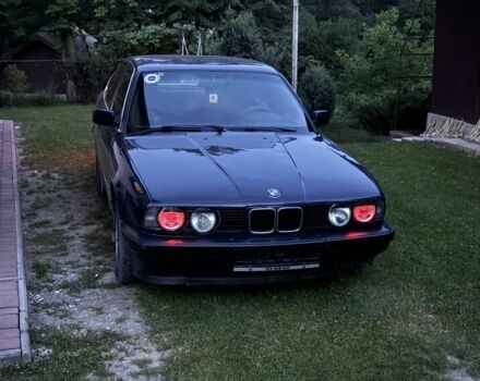 Синий БМВ 5 Серия, объемом двигателя 2 л и пробегом 350 тыс. км за 1400 $, фото 1 на Automoto.ua