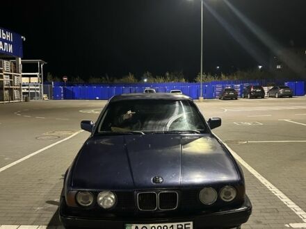 БМВ 5 Серія 1992 у Долине на Automoto.ua Синій БМВ 5 Серія, об'ємом двигуна 2 л та пробігом 487 тис. км за 2450 $, фото 1 на Automoto.ua
