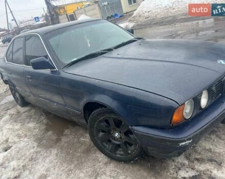 Синий БМВ 5 Серия, объемом двигателя 2 л и пробегом 400 тыс. км за 2000 $, фото 1 на Automoto.ua