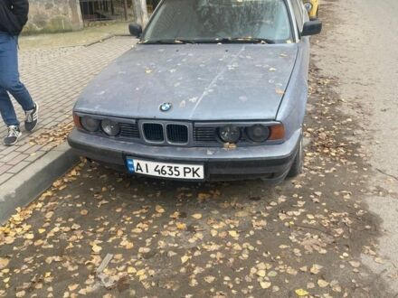 Синий БМВ 5 Серия, объемом двигателя 2 л и пробегом 300 тыс. км за 1100 $, фото 1 на Automoto.ua