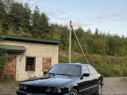 Синий БМВ 5 Серия, объемом двигателя 2 л и пробегом 421 тыс. км за 3000 $, фото 1 на Automoto.ua