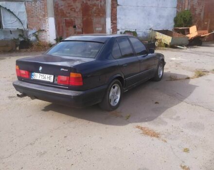 Синий БМВ 5 Серия, объемом двигателя 1.8 л и пробегом 1000 тыс. км за 3000 $, фото 1 на Automoto.ua