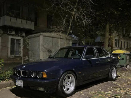 Синий БМВ 5 Серия, объемом двигателя 2.3 л и пробегом 295 тыс. км за 5000 $, фото 1 на Automoto.ua