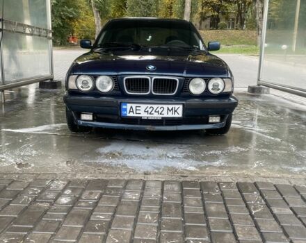 Синий БМВ 5 Серия, объемом двигателя 1.8 л и пробегом 460 тыс. км за 2800 $, фото 1 на Automoto.ua