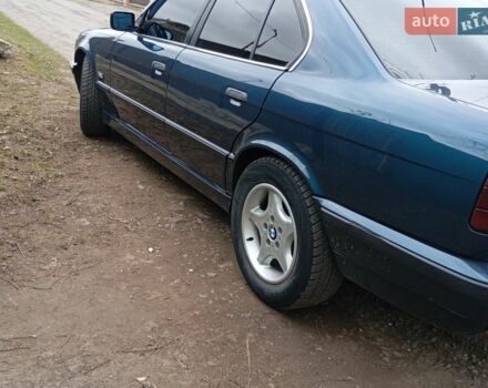 Синий БМВ 5 Серия, объемом двигателя 1.8 л и пробегом 420 тыс. км за 2800 $, фото 1 на Automoto.ua