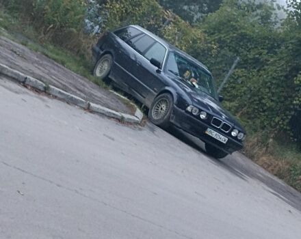 Синий БМВ 5 Серия, объемом двигателя 2.5 л и пробегом 35 тыс. км за 1200 $, фото 1 на Automoto.ua