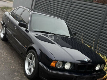 Синий БМВ 5 Серия, объемом двигателя 2 л и пробегом 500 тыс. км за 3750 $, фото 1 на Automoto.ua