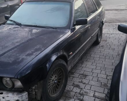 Синий БМВ 5 Серия, объемом двигателя 2.5 л и пробегом 480 тыс. км за 1100 $, фото 1 на Automoto.ua