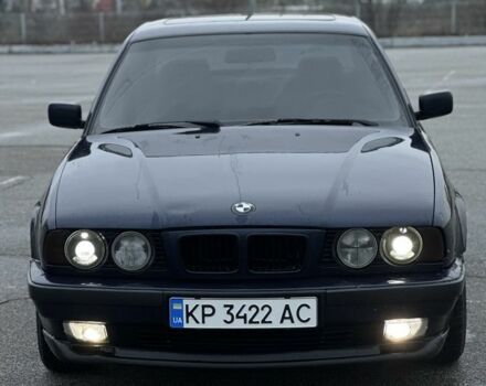 Синий БМВ 5 Серия, объемом двигателя 2 л и пробегом 400 тыс. км за 3500 $, фото 1 на Automoto.ua