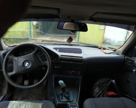 Синий БМВ 5 Серия, объемом двигателя 2 л и пробегом 427 тыс. км за 1899 $, фото 1 на Automoto.ua