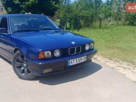 Синий БМВ 5 Серия, объемом двигателя 1.8 л и пробегом 480 тыс. км за 3000 $, фото 1 на Automoto.ua