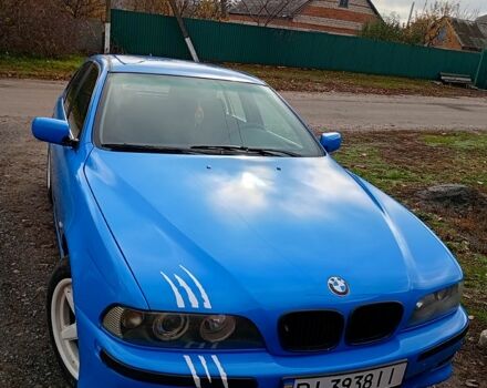 Синий БМВ 5 Серия, объемом двигателя 2 л и пробегом 280 тыс. км за 4000 $, фото 1 на Automoto.ua