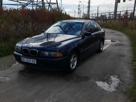 БМВ 5 Серия 1996 в Луцке на Automoto.ua Синий БМВ 5 Серия, объемом двигателя 2 л и пробегом 292 тыс. км за 1699 $, фото 1 на Automoto.ua