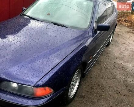 Синий БМВ 5 Серия, объемом двигателя 2 л и пробегом 350 тыс. км за 3000 $, фото 1 на Automoto.ua