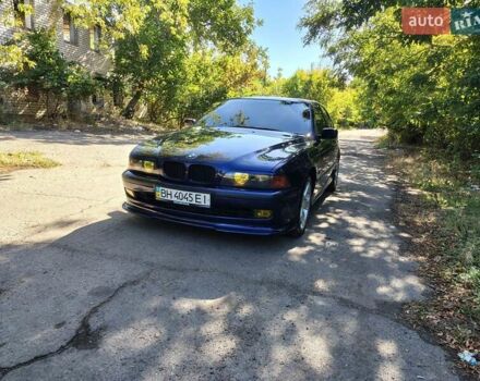 Синій БМВ 5 Серія, об'ємом двигуна 2.79 л та пробігом 457 тис. км за 5700 $, фото 1 на Automoto.ua