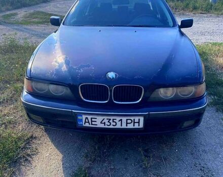Синий БМВ 5 Серия, объемом двигателя 2 л и пробегом 433 тыс. км за 4000 $, фото 1 на Automoto.ua