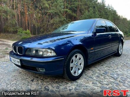 Синий БМВ 5 Серия, объемом двигателя 2 л и пробегом 300 тыс. км за 4900 $, фото 1 на Automoto.ua