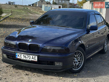 БМВ 5 Серия 1998 в Николаеве на Automoto.ua Синий БМВ 5 Серия, объемом двигателя 2 л и пробегом 350 тыс. км за 4800 $, фото 1 на Automoto.ua