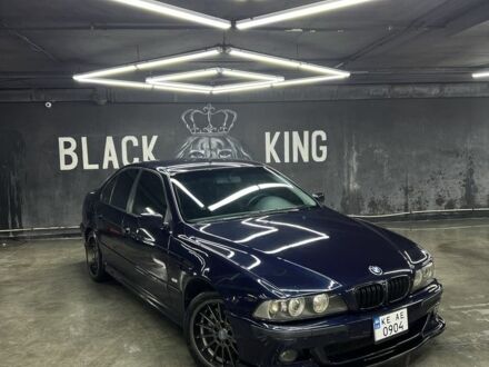 Синий БМВ 5 Серия, объемом двигателя 3.5 л и пробегом 450 тыс. км за 5600 $, фото 1 на Automoto.ua