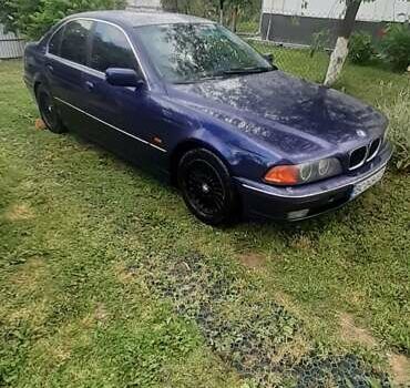 Синий БМВ 5 Серия, объемом двигателя 2.49 л и пробегом 360 тыс. км за 3000 $, фото 1 на Automoto.ua