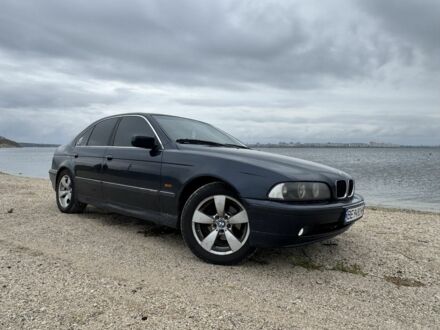 Синий БМВ 5 Серия, объемом двигателя 2 л и пробегом 420 тыс. км за 3500 $, фото 1 на Automoto.ua