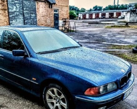 Синий БМВ 5 Серия, объемом двигателя 2 л и пробегом 205 тыс. км за 3082 $, фото 1 на Automoto.ua