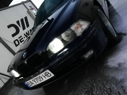 Синій БМВ 5 Серія, об'ємом двигуна 2.5 л та пробігом 353 тис. км за 4700 $, фото 1 на Automoto.ua