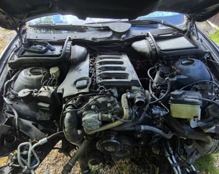 Синий БМВ 5 Серия, объемом двигателя 3 л и пробегом 350 тыс. км за 1550 $, фото 1 на Automoto.ua