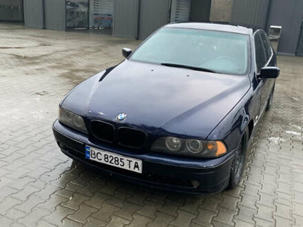 Синий БМВ 5 Серия, объемом двигателя 3 л и пробегом 468 тыс. км за 7000 $, фото 1 на Automoto.ua