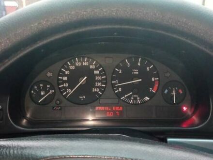 Синій БМВ 5 Серія, об'ємом двигуна 2 л та пробігом 275 тис. км за 5200 $, фото 1 на Automoto.ua