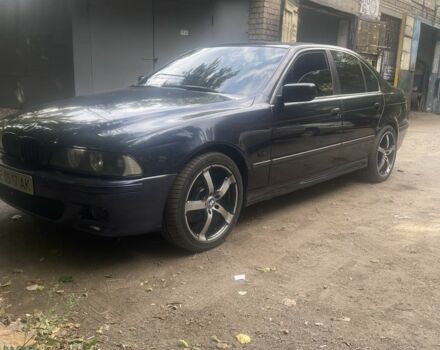 Синий БМВ 5 Серия, объемом двигателя 3.5 л и пробегом 302 тыс. км за 5600 $, фото 1 на Automoto.ua