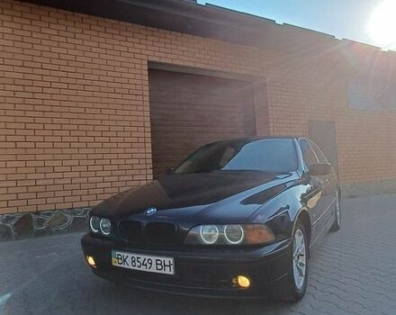 Синий БМВ 5 Серия, объемом двигателя 2.5 л и пробегом 421 тыс. км за 3200 $, фото 1 на Automoto.ua