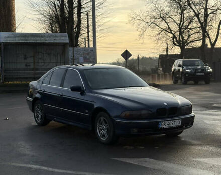 Синий БМВ 5 Серия, объемом двигателя 1.99 л и пробегом 325 тыс. км за 3300 $, фото 1 на Automoto.ua