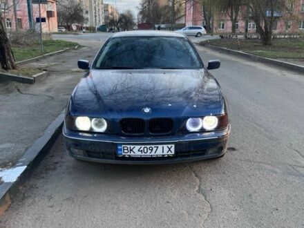 Синій БМВ 5 Серія, об'ємом двигуна 2 л та пробігом 1000 тис. км за 4900 $, фото 1 на Automoto.ua