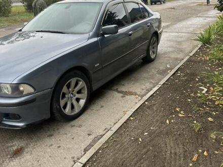 Синий БМВ 5 Серия, объемом двигателя 3 л и пробегом 485 тыс. км за 6699 $, фото 1 на Automoto.ua