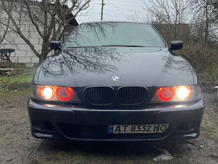 Синий БМВ 5 Серия, объемом двигателя 3 л и пробегом 400 тыс. км за 5200 $, фото 1 на Automoto.ua