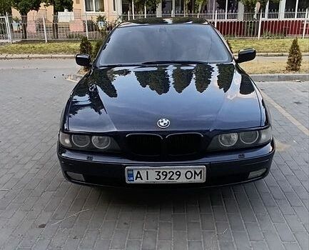 Синий БМВ 5 Серия, объемом двигателя 3 л и пробегом 290 тыс. км за 6000 $, фото 1 на Automoto.ua