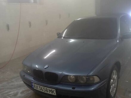 Синий БМВ 5 Серия, объемом двигателя 2.5 л и пробегом 350 тыс. км за 3400 $, фото 1 на Automoto.ua