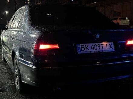 Синій БМВ 5 Серія, об'ємом двигуна 2 л та пробігом 300 тис. км за 3800 $, фото 1 на Automoto.ua