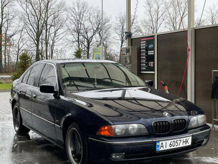 БМВ 5 Серія 2000 у Кагарлыке на Automoto.ua Синій БМВ 5 Серія, об'ємом двигуна 2 л та пробігом 420 тис. км за 4000 $, фото 1 на Automoto.ua