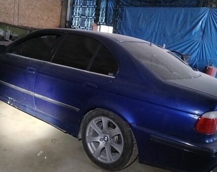 Синий БМВ 5 Серия, объемом двигателя 3 л и пробегом 390 тыс. км за 1800 $, фото 1 на Automoto.ua