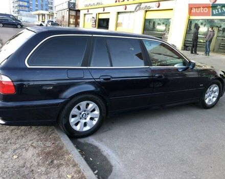 Синій БМВ 5 Серія, об'ємом двигуна 3 л та пробігом 350 тис. км за 4700 $, фото 1 на Automoto.ua