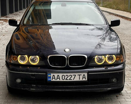 Синій БМВ 5 Серія, об'ємом двигуна 4.4 л та пробігом 340 тис. км за 3950 $, фото 1 на Automoto.ua