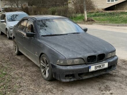 Синий БМВ 5 Серия, объемом двигателя 3 л и пробегом 380 тыс. км за 3200 $, фото 1 на Automoto.ua