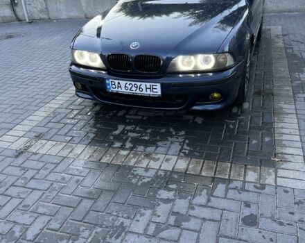 Синий БМВ 5 Серия, объемом двигателя 3 л и пробегом 333 тыс. км за 7150 $, фото 1 на Automoto.ua
