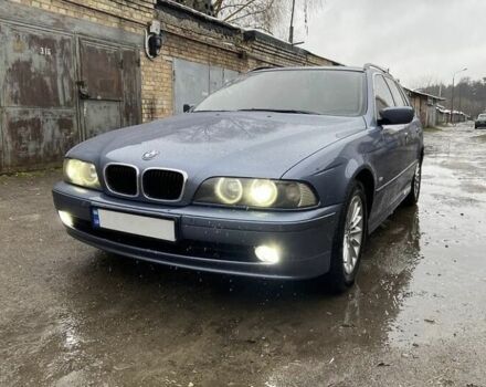 Синій БМВ 5 Серія, об'ємом двигуна 2.5 л та пробігом 313 тис. км за 5000 $, фото 1 на Automoto.ua
