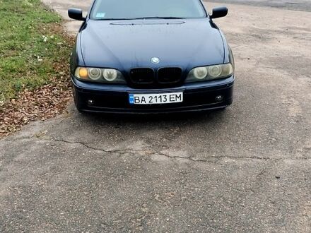 Синий БМВ 5 Серия, объемом двигателя 2 л и пробегом 50 тыс. км за 3500 $, фото 1 на Automoto.ua