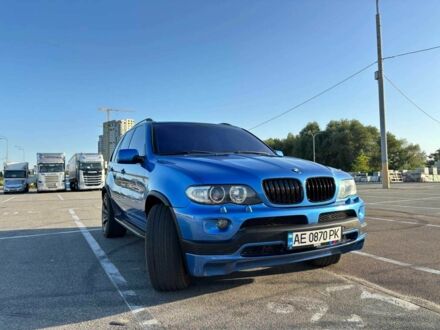 Синий БМВ 5 Серия, объемом двигателя 4.8 л и пробегом 289 тыс. км за 11800 $, фото 1 на Automoto.ua