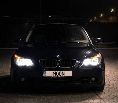 Синий БМВ 5 Серия, объемом двигателя 2 л и пробегом 300 тыс. км за 6500 $, фото 1 на Automoto.ua