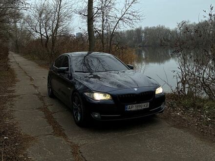 Синий БМВ 5 Серия, объемом двигателя 3 л и пробегом 180 тыс. км за 13900 $, фото 1 на Automoto.ua